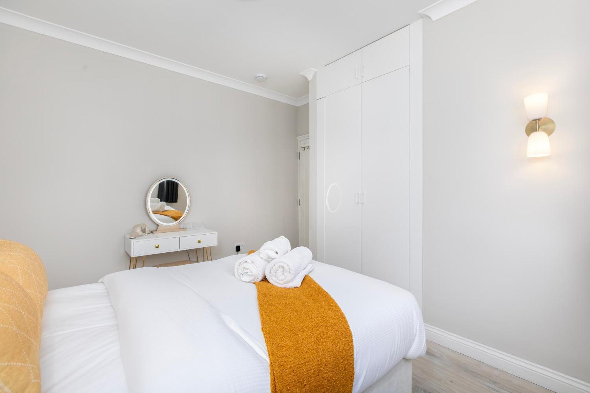 Apartamento 5 Bedroom Garden Hse Near Tube & Hampstead Heath